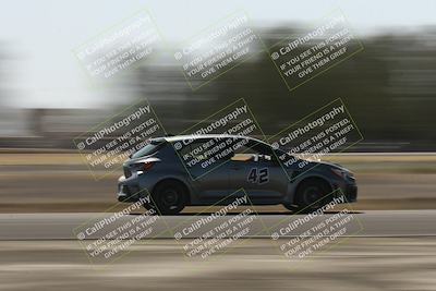 media/May-25-2025-Lotus Club Golden Gate (Sun) [[681474f0a2]]/Advanced Group/Turn 2/